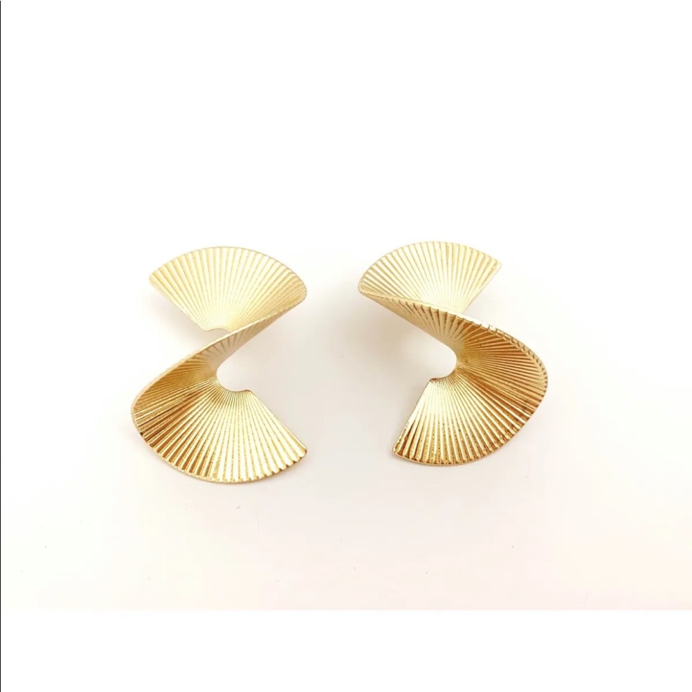 Jewelry Women's Drop Earrings Geometric Spiral Twist Color Gold